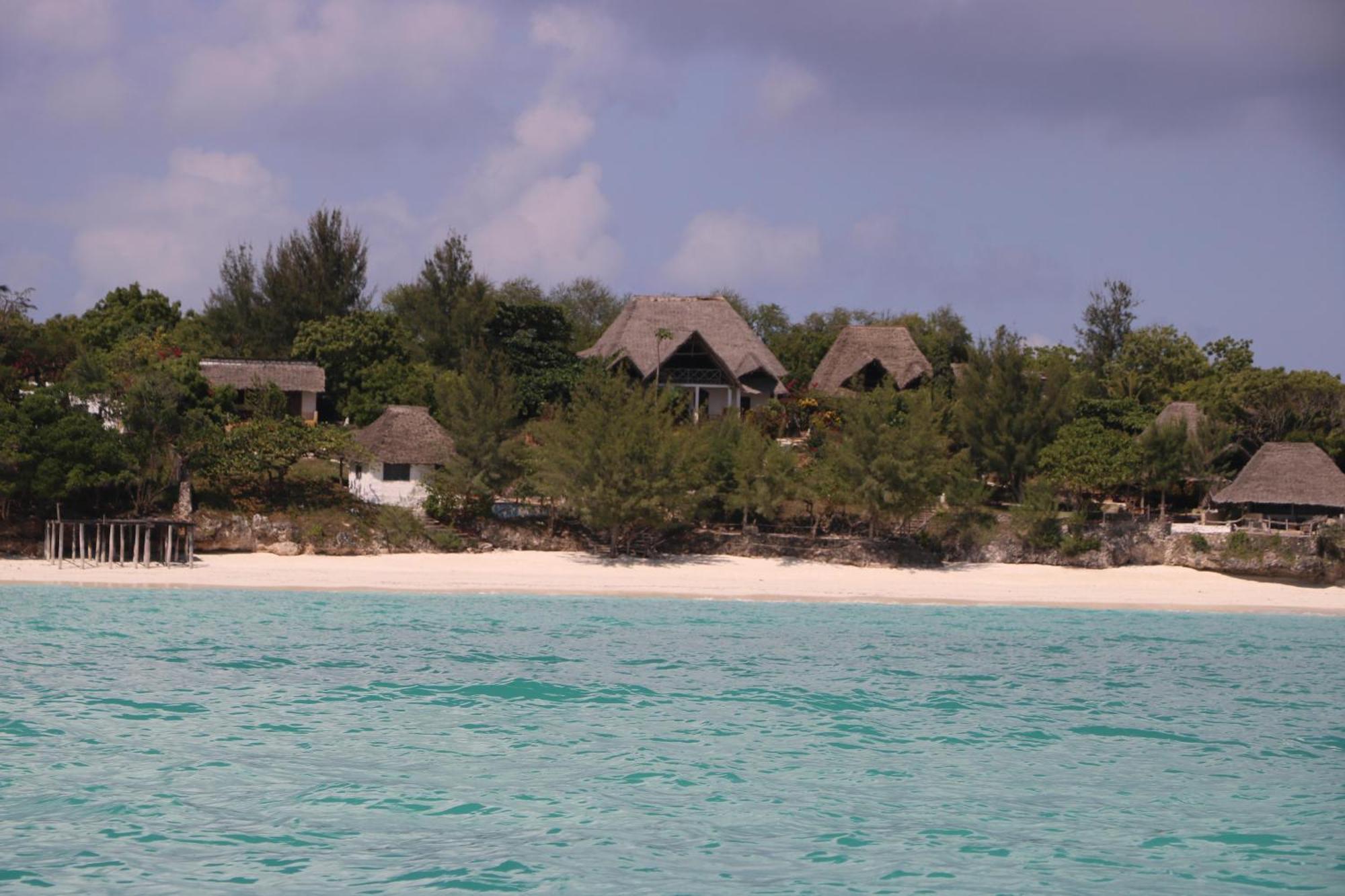 Sazani Beach Lodge And Tidal Lounge Нунгви Екстериор снимка