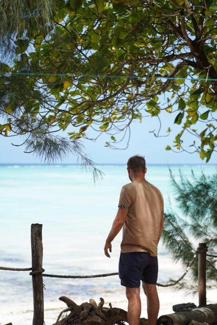 Sazani Beach Lodge And Tidal Lounge Нунгви Екстериор снимка